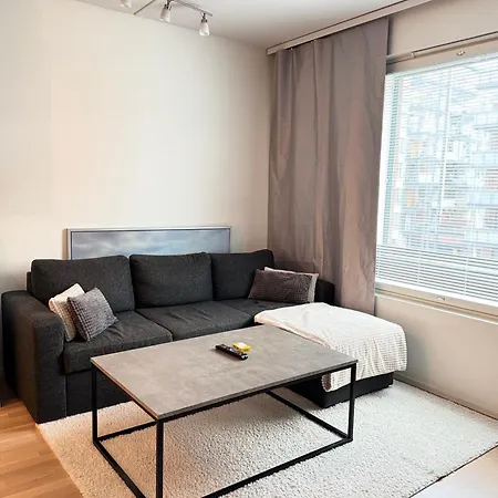 Moderni Yksioe Huippu Sijainnilla *